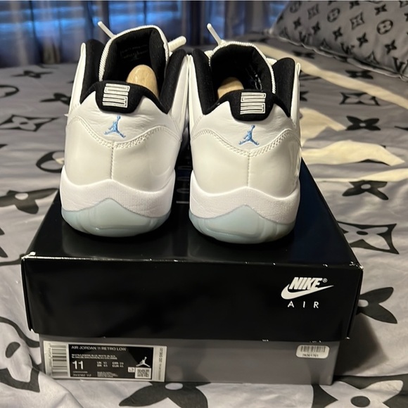 Jordan 11’s Any 3 pairs from my closet for 400 - Picture 4 of 4